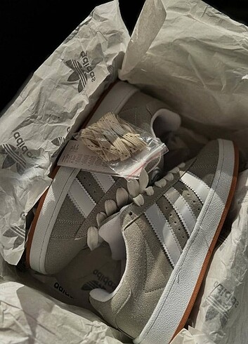 Adidas Adidas campis grey unisex 36-44 Arası Numaralari mevcuttur Kut