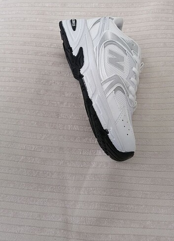 36 Beden New balance unisex spor ayakkabı Kutulu etiketli 36 40 arası n