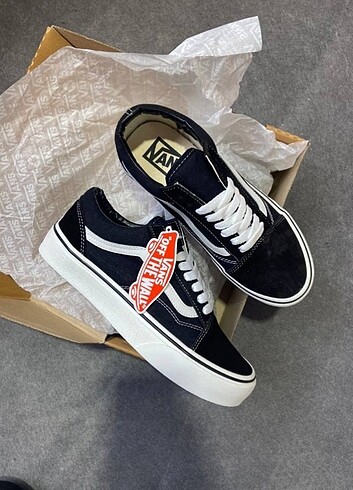 Vans Vans old Skool 36-45 Arasi numaraları mevcuttur Kutulu etiketl