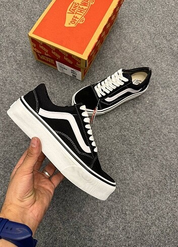 36 Beden Vans platform taban 36-40 Arasi numaraları mevcuttur Kutulu eti
