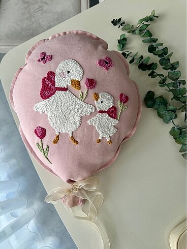 Diğer Punch işlemeli balon dekor yastık