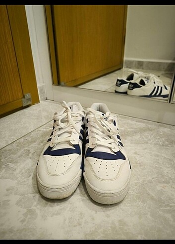 43 Beden Adidas rivalry low lacivert beyaz sneaker 43.5