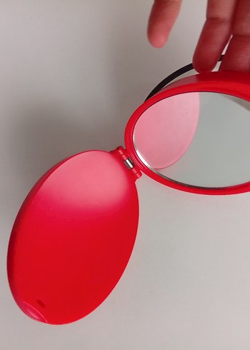 Aynalı Kırmızı Saç Fırçası - Görsel 4