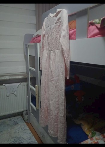 Zara Pembe Nakışlı Uzun Kollu Dantel Elbise