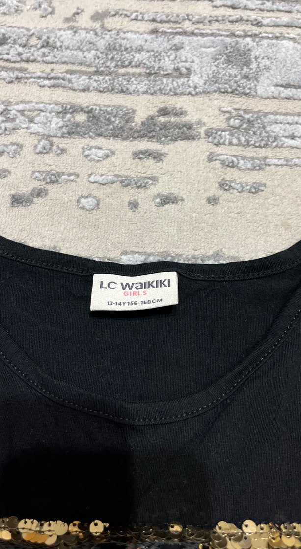 Kız Çocuk Siyah Payetli Spor Tişört - Görsel 4