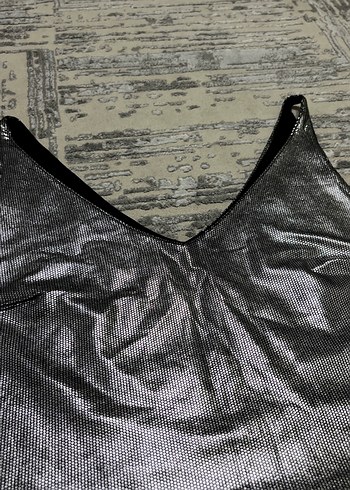 Gri Deri V Yaka Büstiyer - Görsel 2