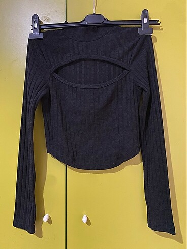 Pencere Detaylı Crop Bluz