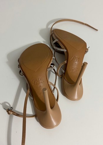 Zara Taşlı Topuklu Kadın Ayakkabı - Görsel 4