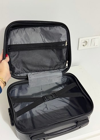 Cap polos Gri Fermuarlı kucuk Valiz - Görsel 3