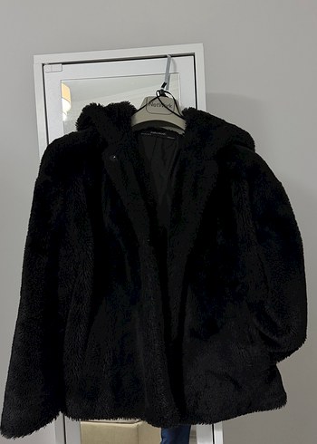 Zara kapüşonlu kürk mont - Görsel 6