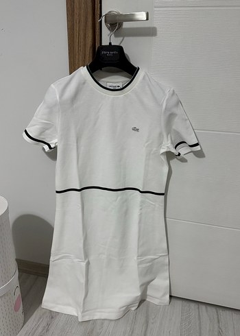 Lacoste marka elbise