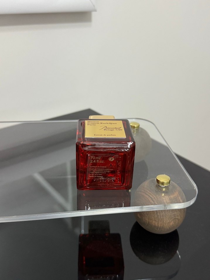 Maison Francis Kurkdjian Baccarat Rouge 540 Kadın Parfümü - Görsel 4
