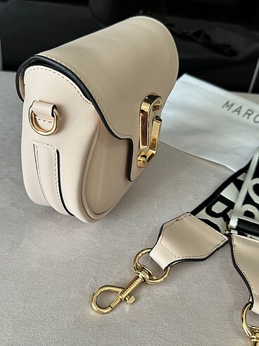 Beden Marc Jacobs
