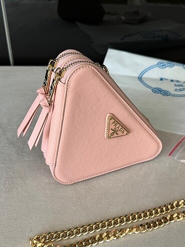 Beden Prada pembe