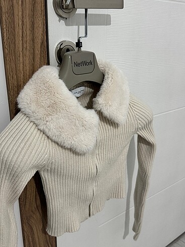 s Beden çeşitli Renk Bershka Kürklü kazak