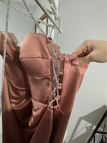 Pudra saten elbise - Görsel 6