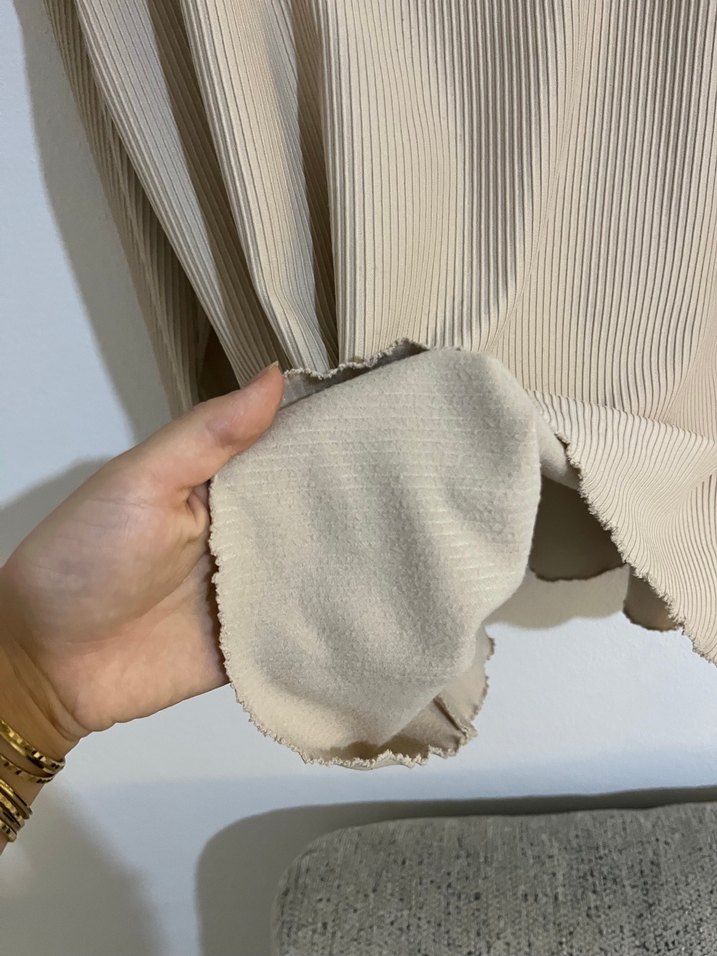 Bej Kadın Keten Uzun Kollu Yüksek Yaka Kazak - Görsel 4