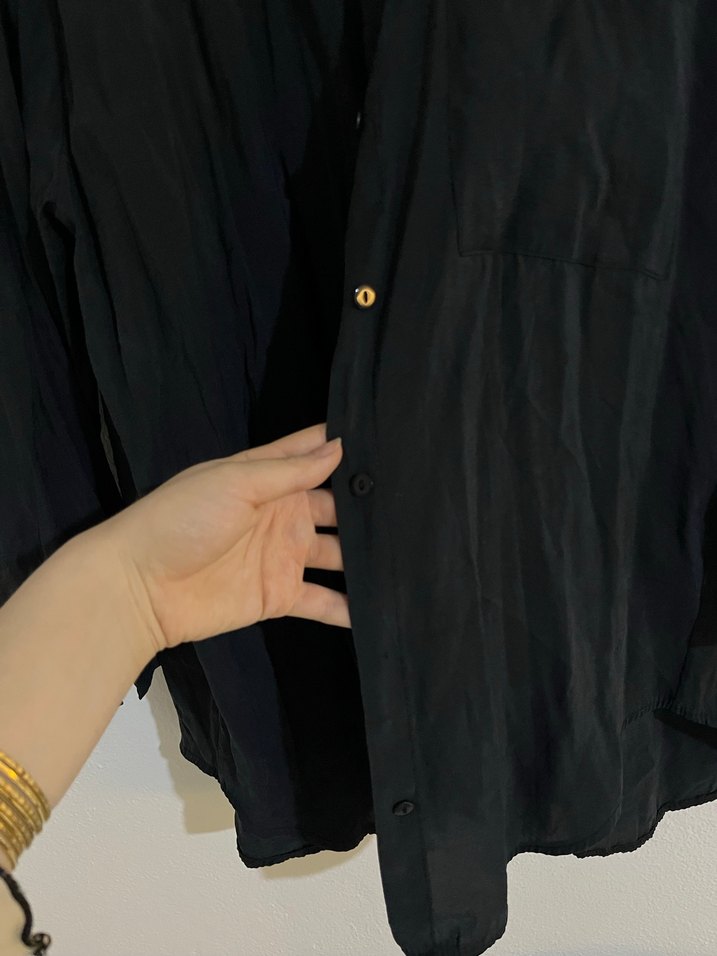 Düğmeli Siyah Keten Kadın Gömlek - Görsel 3