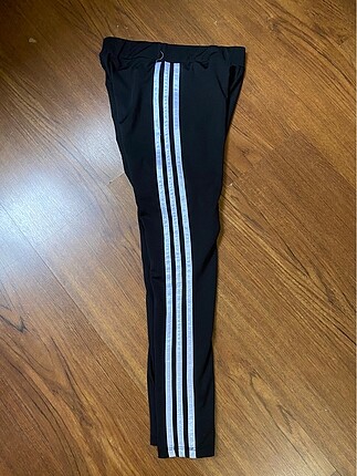 Adidas Taytt