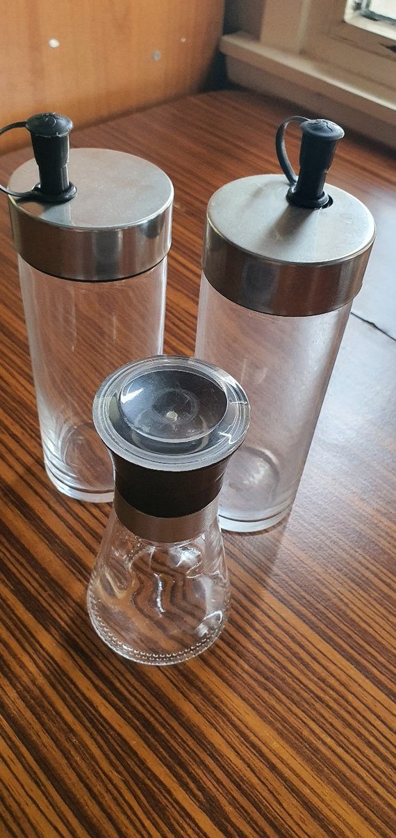 Paslanmaz Kapaklı Cam Baharatlık Seti - Görsel 3