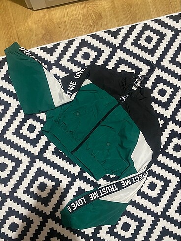 Bershka Crop Ceket