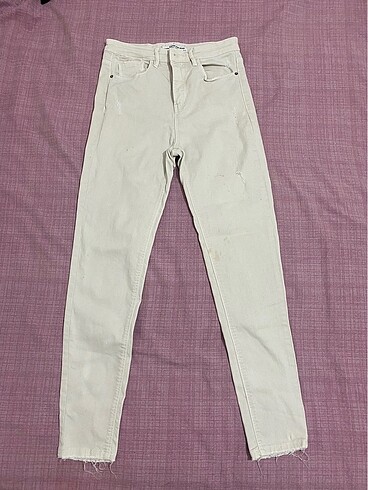Beyaz pantalon