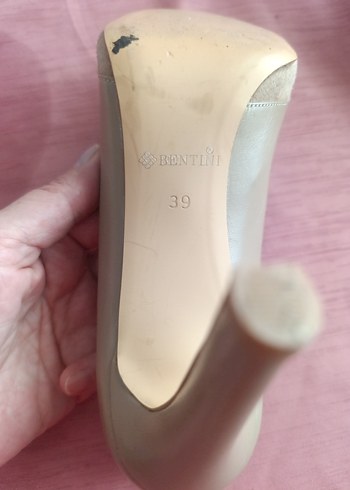 39 Beden ten rengi Renk Bej Tokalı Stiletto Topuklu Kadın Ayakkabı