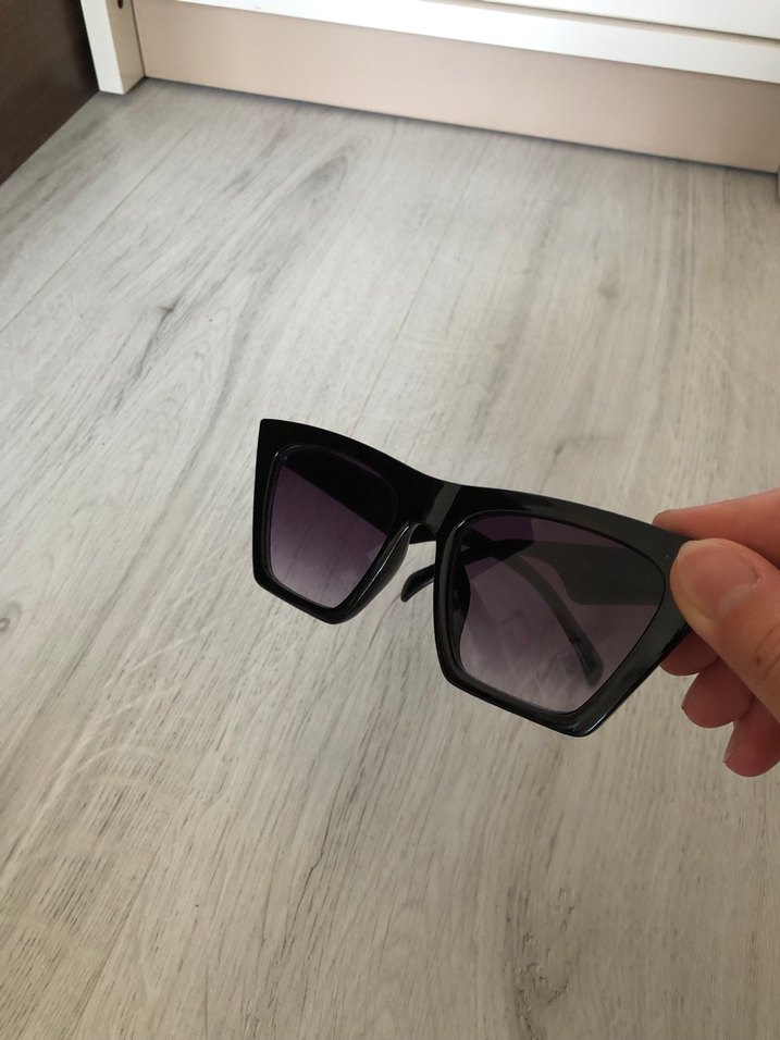 Siyah Cat Eye Kadın Güneş Gözlüğü - Görsel 3