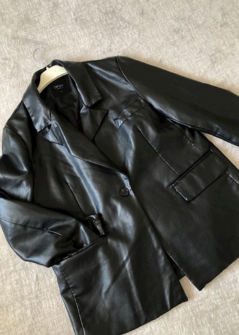 l Beden Kadın Siyah Deri Blazer