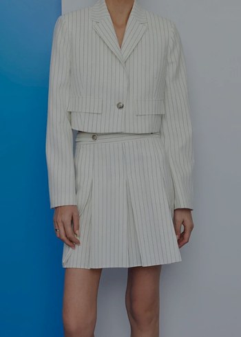 Koton Çizgili Kısa Beyaz Kadın Blazer Ceket yeni ve etiketli - Görsel 2
