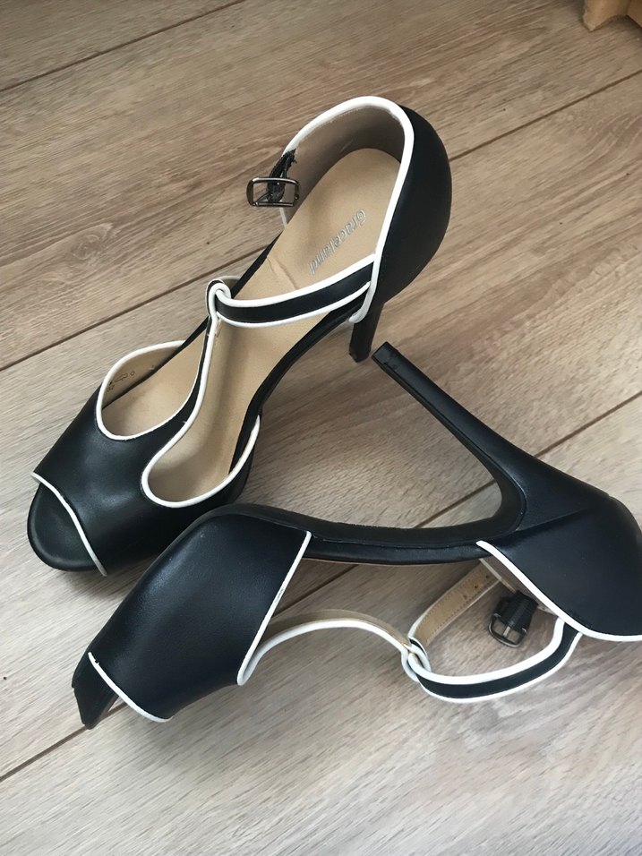 Siyah Yüksek Topuklu Kadın Abiye Ayakkabı - Görsel 3