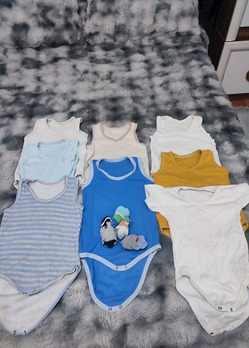3 Yaş Beden Mavi Erkek Bebek Kolsuz Body
