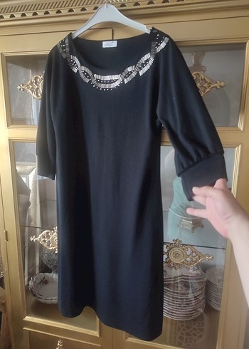 Designer Boncuk İşlemeli Siyah Uzun Kollu Uzun Elbise