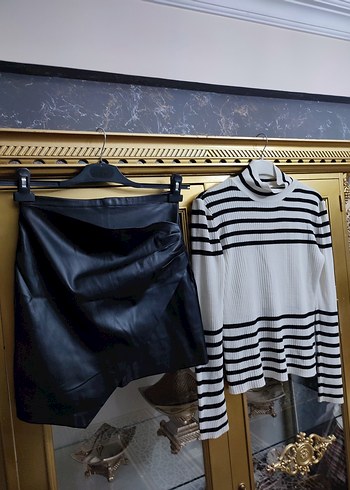 Deri Siyah Pilili Mini Şort - Görsel 7