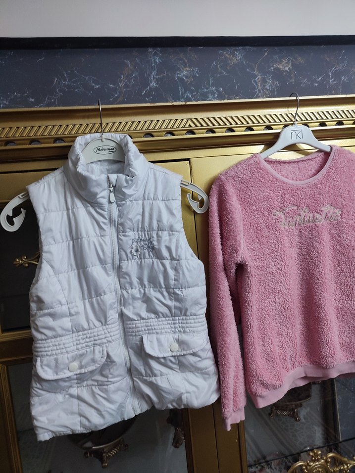 Beyaz Düğmeli Kız Çocuk Şişme Yelek - Görsel 5