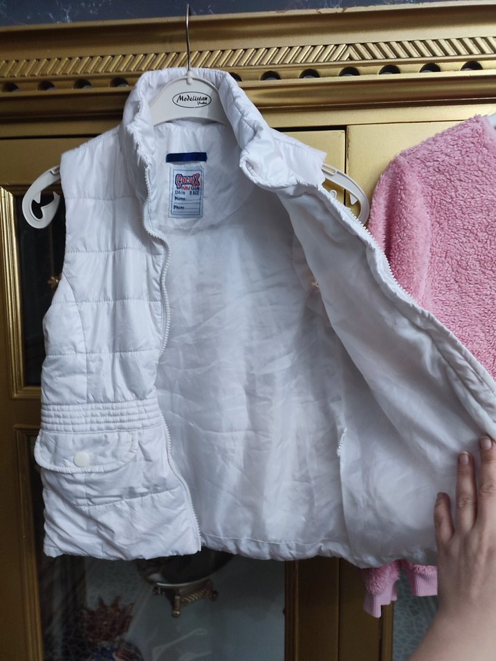 Beyaz Düğmeli Kız Çocuk Şişme Yelek - Görsel 2