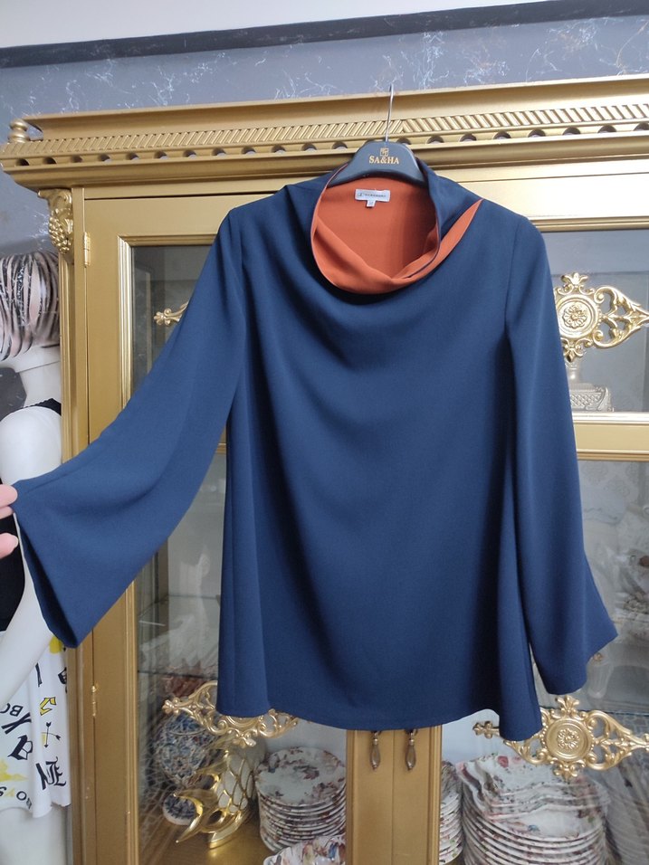 Uzun Kollu Drapeli Kadın Bluz - Görsel 4