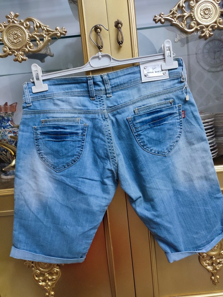 Kadın Mavi Kemerli Mini Denim Şort - Görsel 2