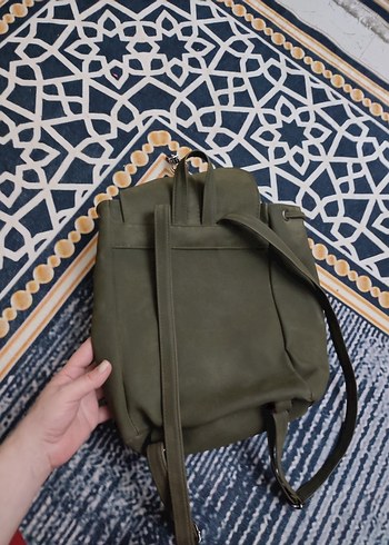 Tokalı Haki Deri Kadın Sırt Çantası - Görsel 6
