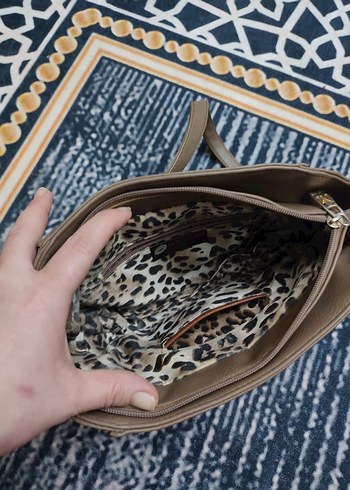 Kahverengi Deri Kadın Omuz Çantası - Görsel 5