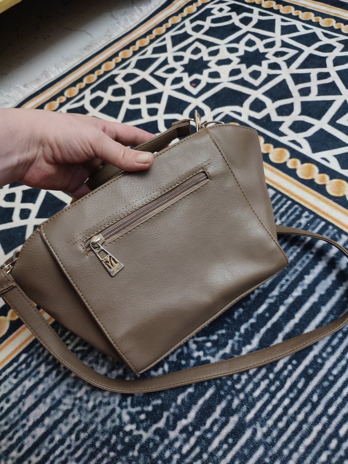 Kahverengi Deri Kadın Omuz Çantası - Görsel 2