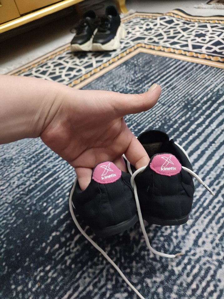 Siyah Stiletto Topuklu Kadın Spor Ayakkabı - Görsel 4