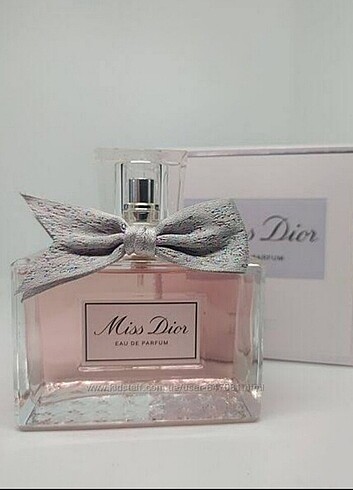 Miss Dior kadın parfüm (EDP) Sıfır paketinde ambalajlı ve bardok