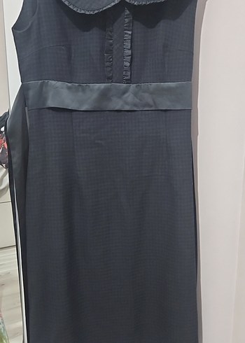 s Beden Siyah Midi Kolsuz Ofis Elbisesi
