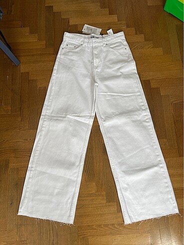 KAROL BEYAZ JEAN PANTALON