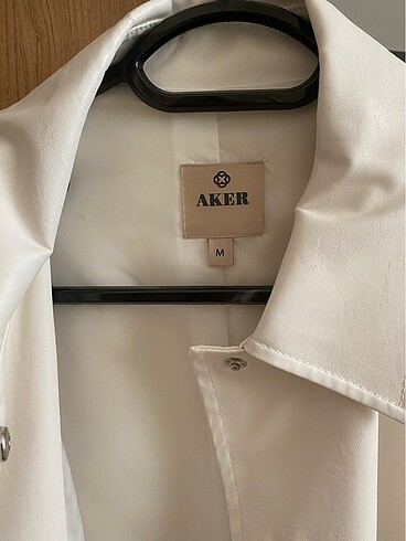 m Beden beyaz Renk Deri ceket