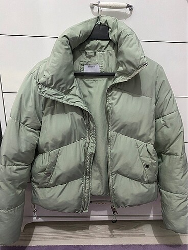 Bershka şişme mont