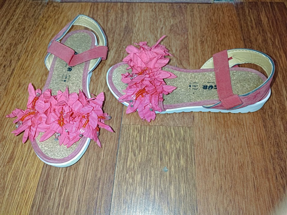 Pembe Nakışlı Kız Çocuk Sandalet - Görsel 2