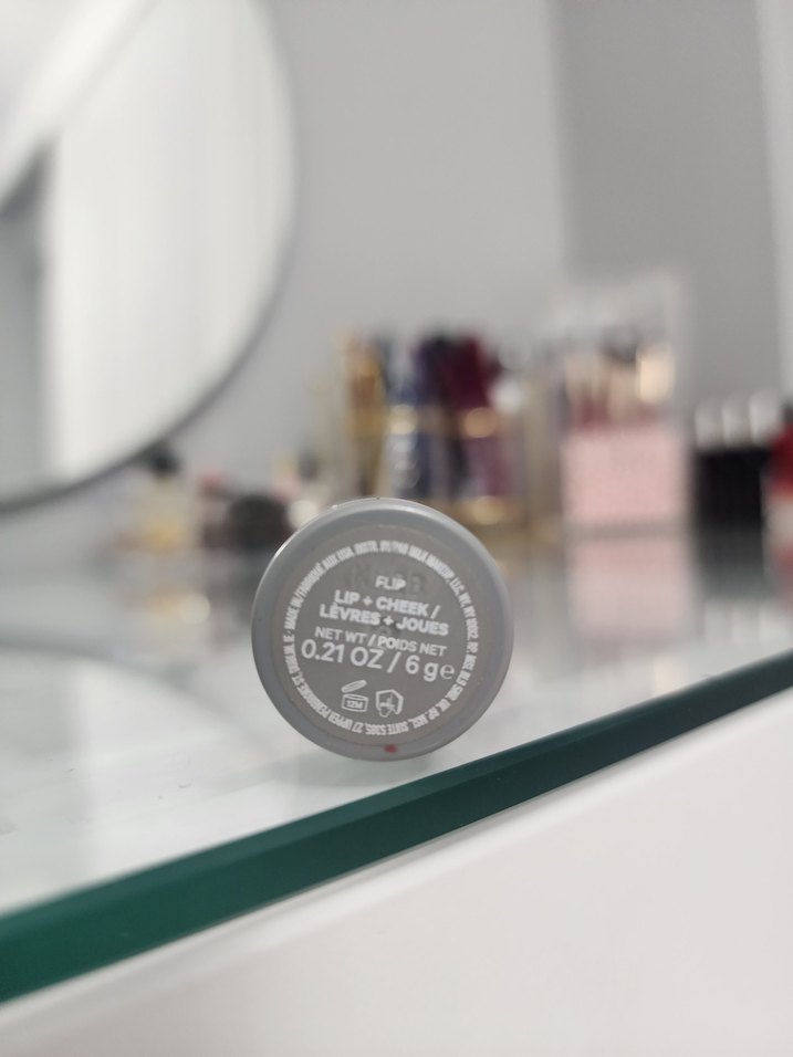 Milk Makeup Pembe Allık Stick - Görsel 4