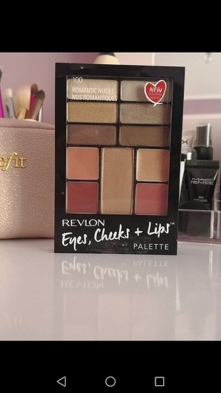 revlon makyaj paletı